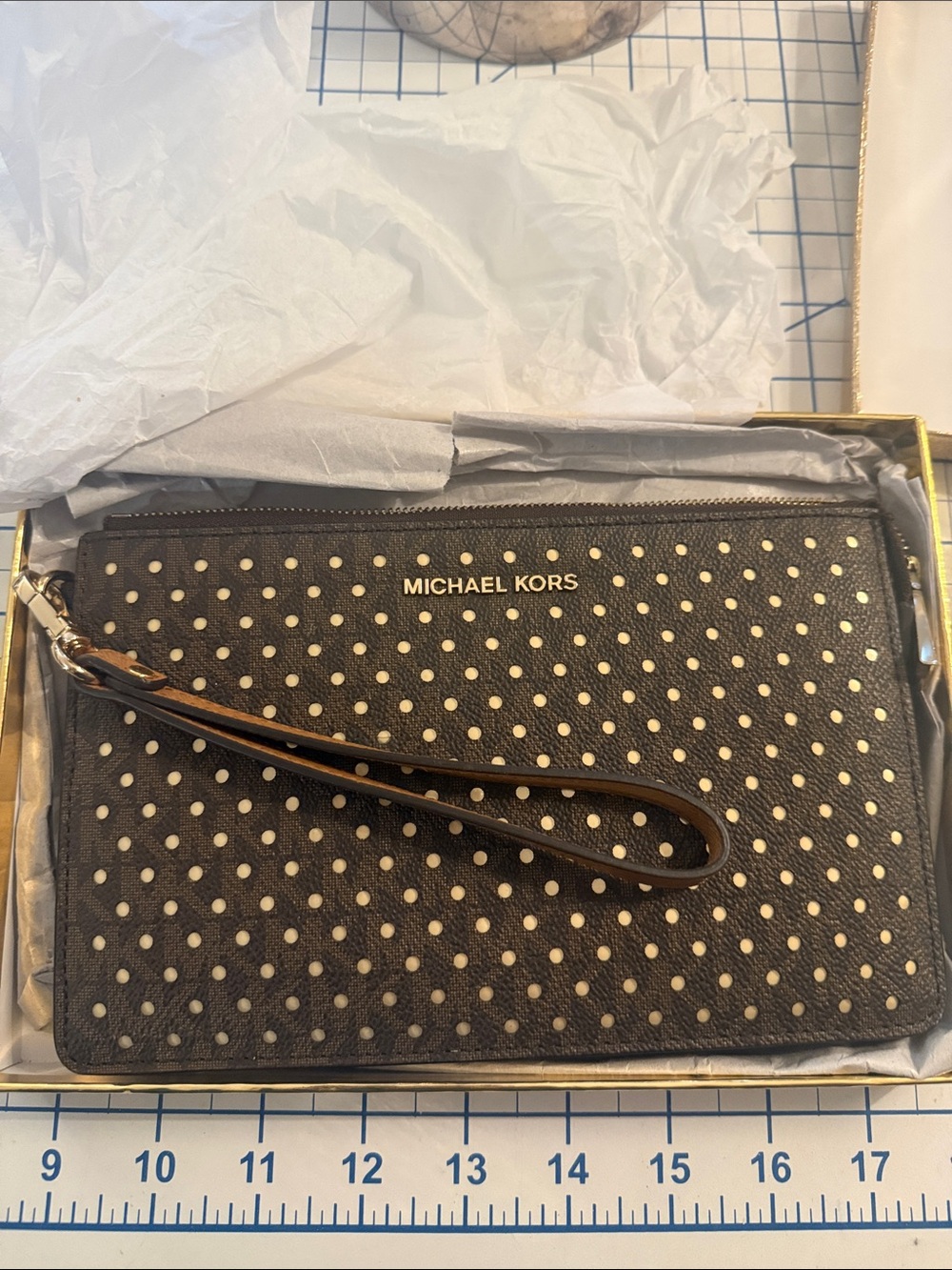 Michael Kors Studded Signature Wristlet Clutch – Brown – Brand New, 2017, VEGAN - Picture 13 of 15